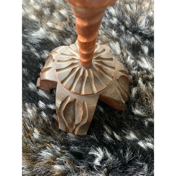 Vintage wooden decorative carved candle sticks - Picture 2 of 3